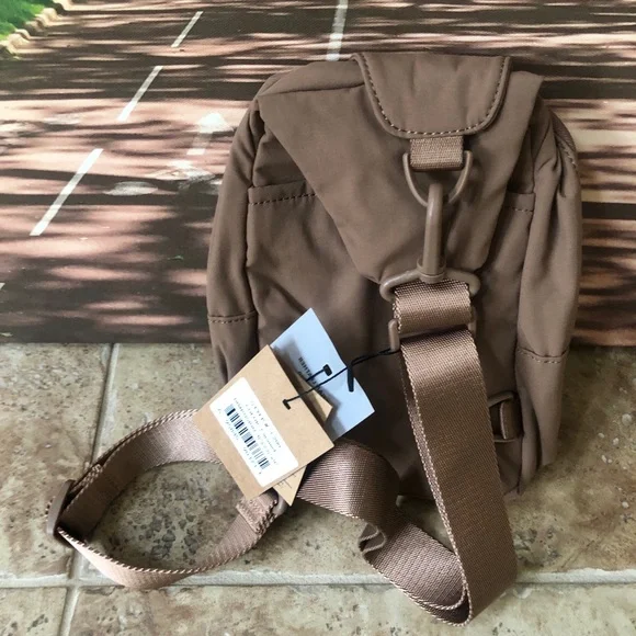 Stylish Tan Sling Bag - Picture 2 of 13